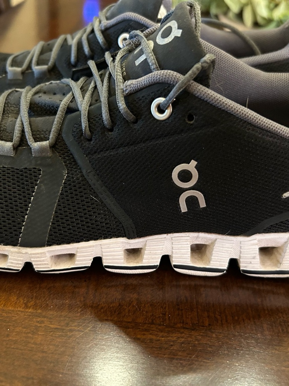 On Running Women's Cloud Sneakers - Black & Gray